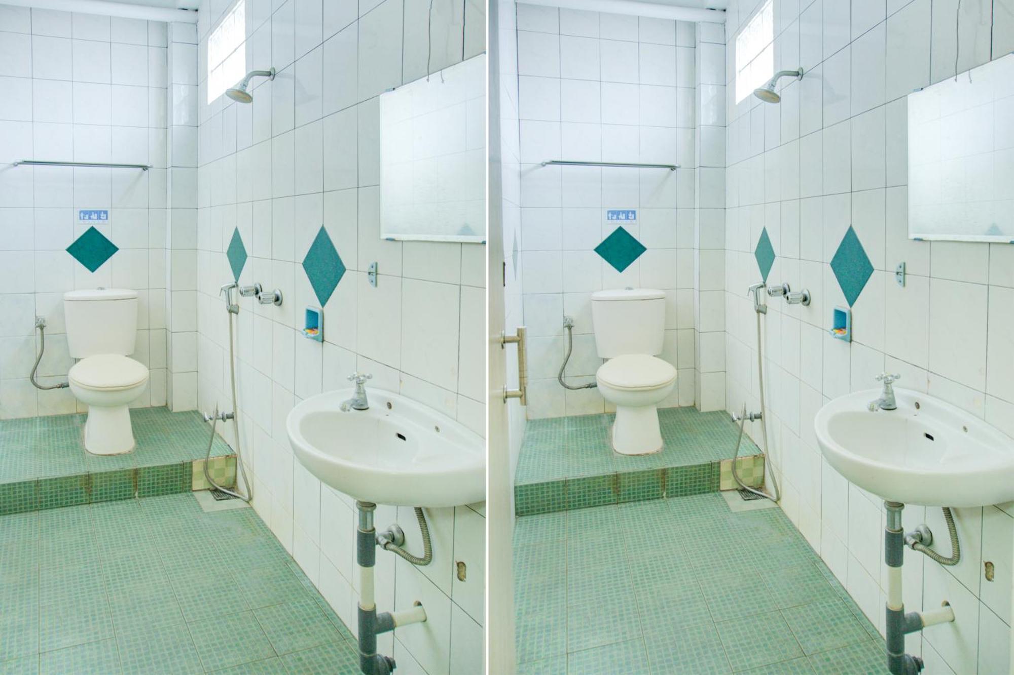 Townhouse Oak Palembang Near Jembatan Ampera Formerly Azzura Hotel מראה חיצוני תמונה